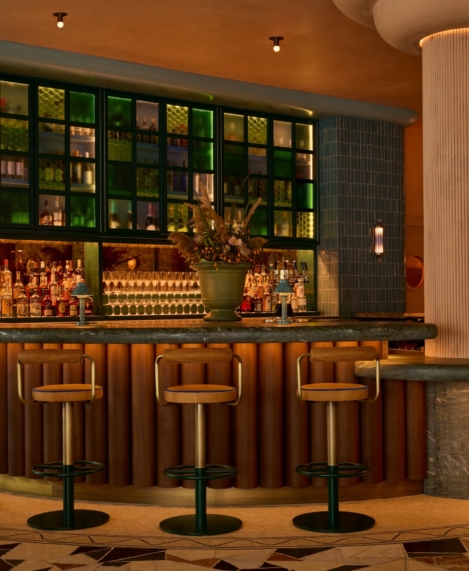 Dear Daphni Restaurant Builder