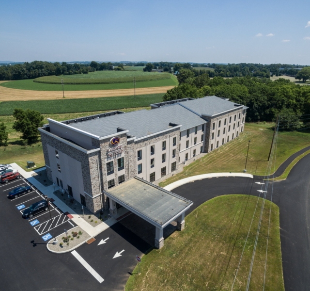 Lancaster Large Rubber Roof